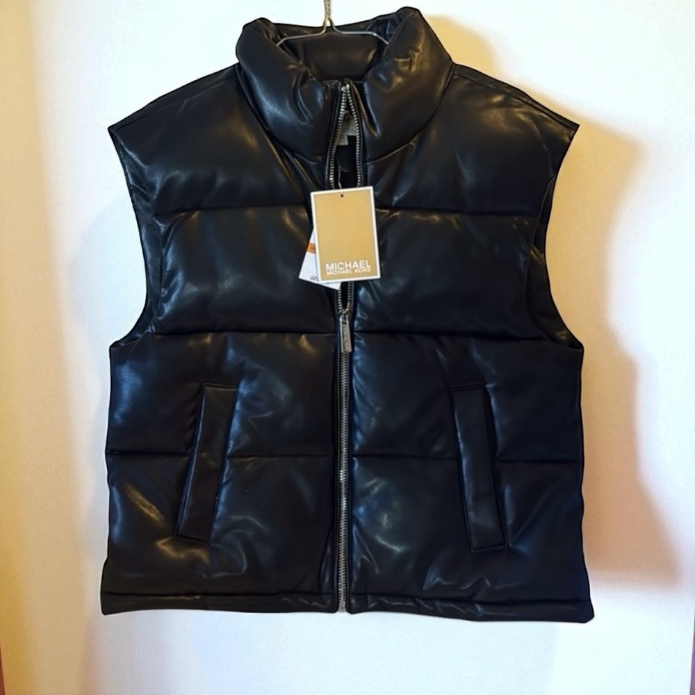 Michael Kors NWT  Black Puffer Vest